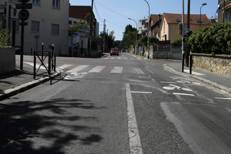 2019-07-02_Pistes cyclables quartier Val-Fleury.jpg 2019-07-02_Pistes cyclables quartier Val-Fleury.jpg